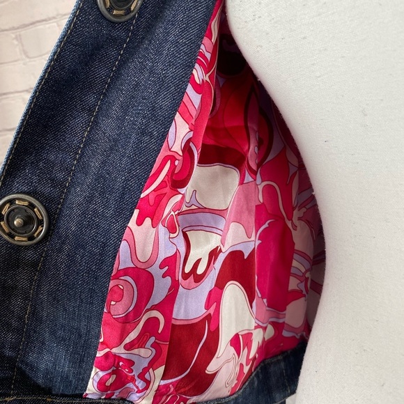 Elie Tahari Denim Jean Jacket size Medium w/ Silk Lining EUC - Picture 9 of 12